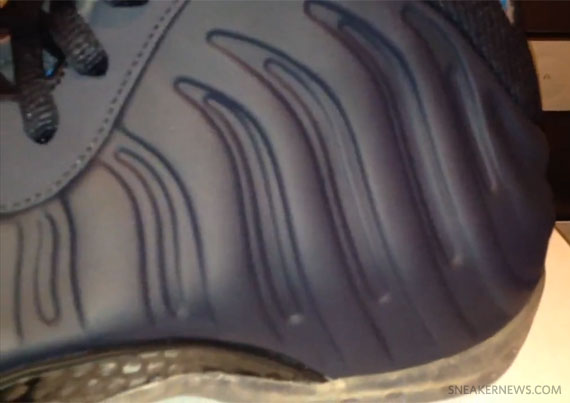 Nike Air Foamposite One Obsidian Sample 1