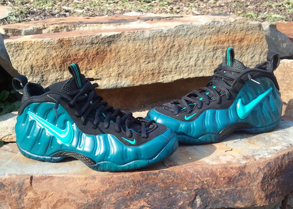 Nike Air Foamposite Pro ‘Atlantis’ Customs By Peculiar Kinetics