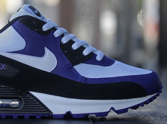 Nike Air Max 90 - Purple - Black - White