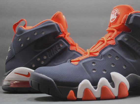 Nike Air Max Barkley HOH – Obsidian – Team Orange