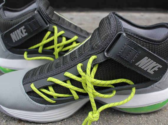 Nike Air Max Shake Evolve – Anthracite – Stealth – White