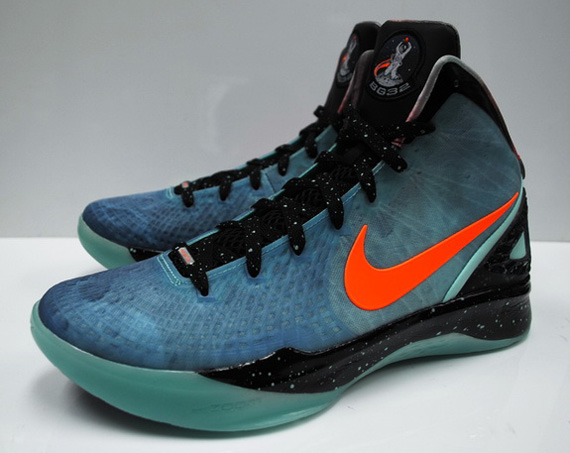 Nike Zoom Hyperdunk 2011 Supreme Blake Griffin Galaxy 3