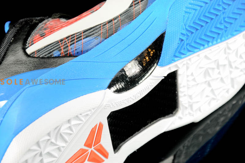 Nike Zoom Kobe 7 Poison Dart Frog Red Blue New Images 12
