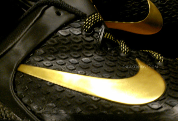 Nike Zoom Kobe VII Elite – Black – Metallic Gold | Detailed Images