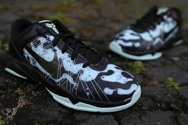 Nike Zoom Kobe Vii Gs Poison Dart Frog Easter 3