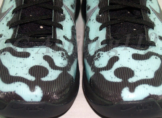 Nike Zoom Kobe Vii Poison Dart Frog Easter New Images 1