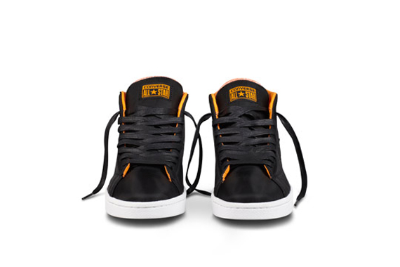 Undftd Converse Foot Locker 4