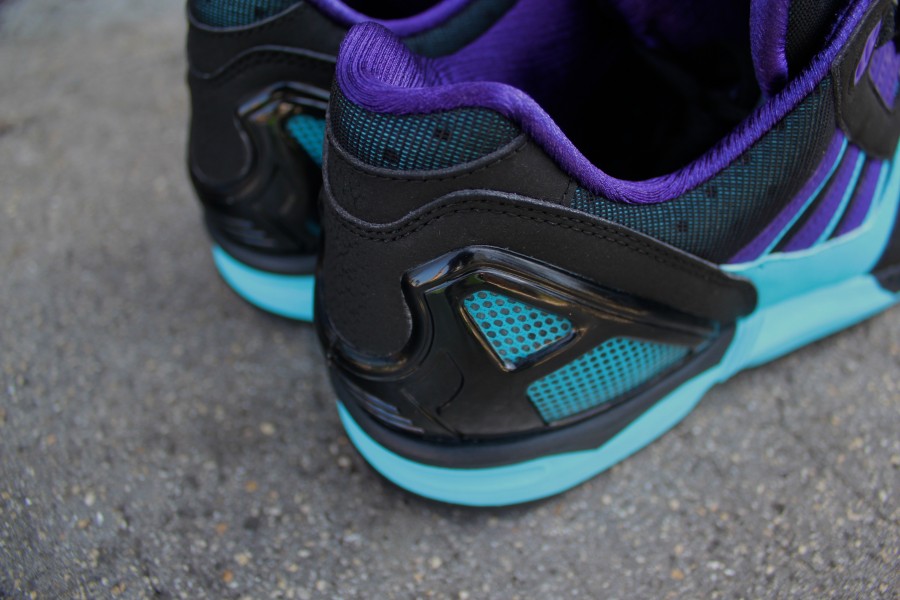Adidas Originals Zx 8000 Black Super Cyan 3