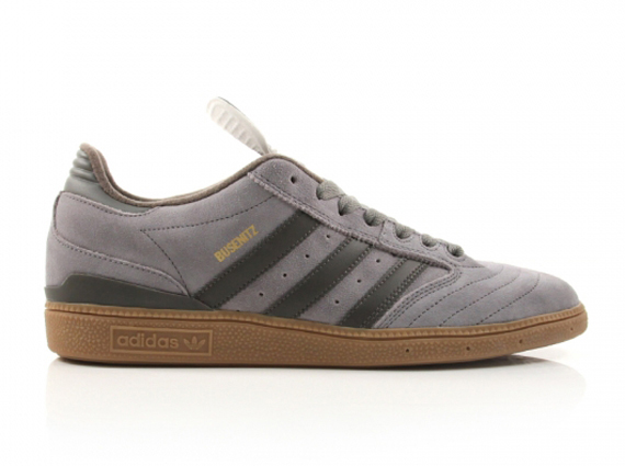 Adidas Skate April 2012 Dqm 5