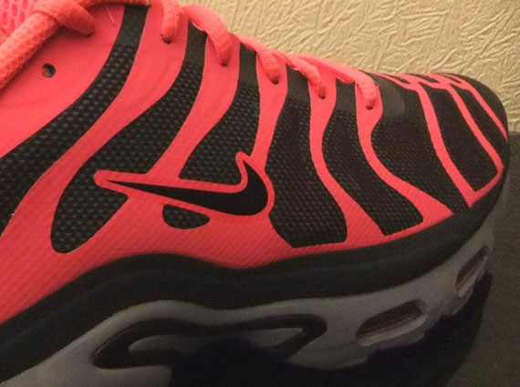 Air Max Plus Fuse Solar Red 8