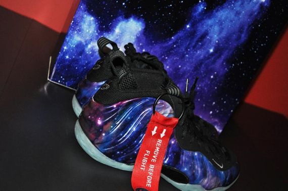 Galaxy Foamposite Box 16