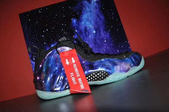 Galaxy Foamposite Box 18