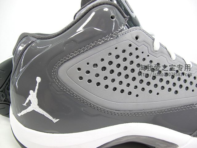 Jordan Wade D’Reign ‘Cool Grey’
