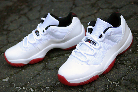 Jordan Xi Low White Red Otf 1