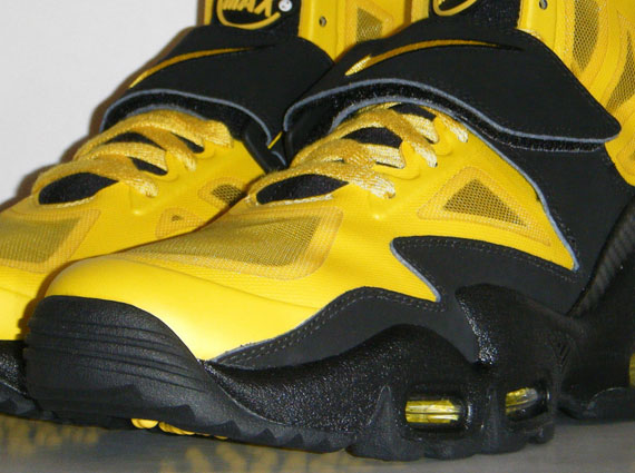 Nike Air Max Express - Speed Yellow - Black | New Images