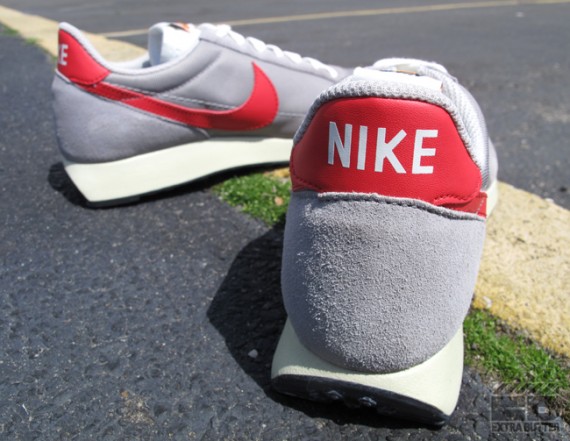 Nike Air Tailwind - Medium Grey - Action Red