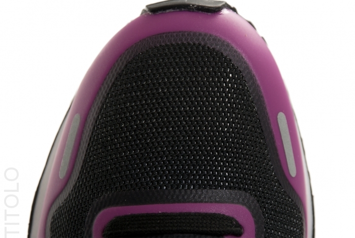 Nike Air Vortex Fuse Black Magenta White 4