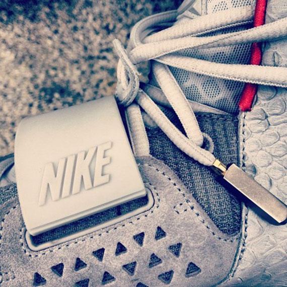 Nike Air Yeezy 2 Pure Platinum New Images 3