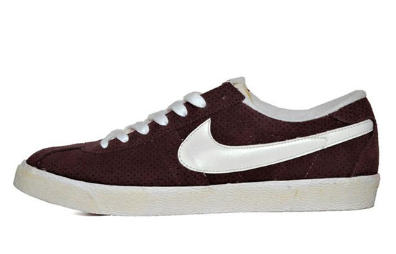 Nike Bruin Vntg Mahogany Sail End 2