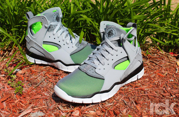 Nike Huarache Basketball 2012 Wolf Grey Action Green 2