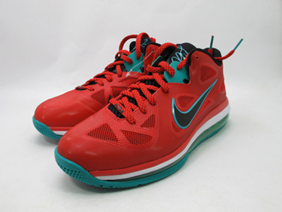 Nike Lebron 9 Low Liverpool 1