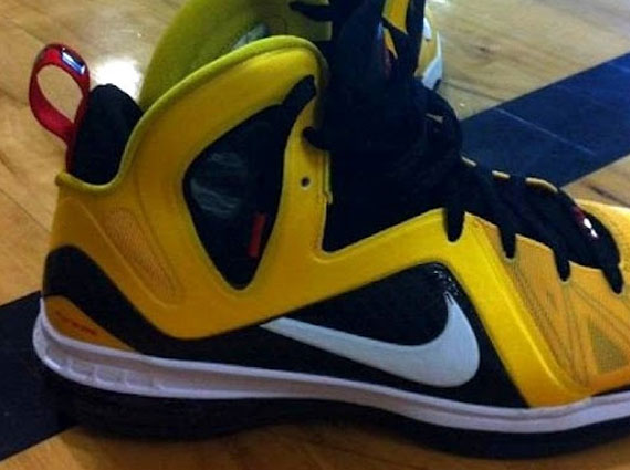 Nike LeBron 9 P.S. Elite – Varsity Maize – Black – White