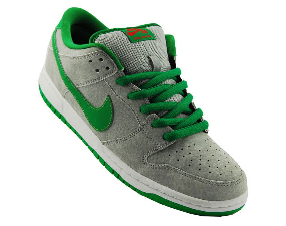 Nike Sb Dunk Low Matte Silver Classic Green Varsity Red 1