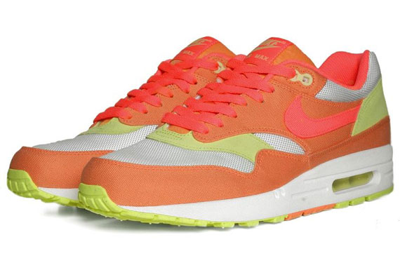 Nike Wmns Air Max 1 Melon Crush Hot Punch Yellow Diamond 3