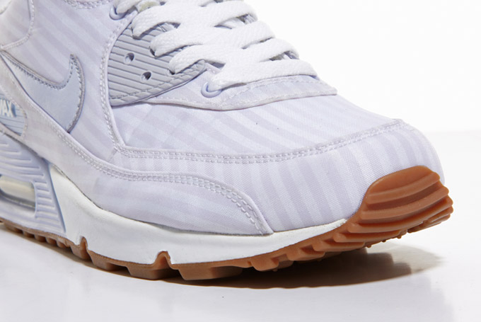 Nike Wmns Air Max 90 Stripes 4