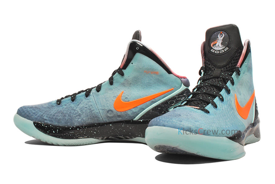 Nike Zoom Hyperdunk 2011 Supreme Blake Griffin Galaxy Pe 3