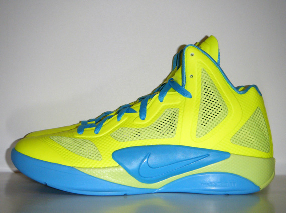 Nike Zoom Hyperfuse 2011 Girls Elite Youth Pe 1