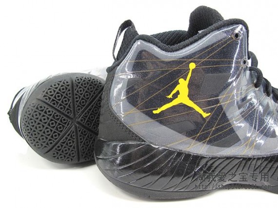 Air Jordan 2012 Lite - Black - Grey - Yellow