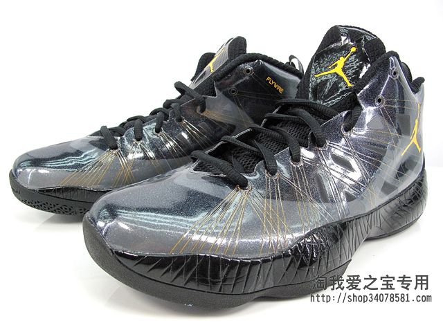 Air Jordan 2012 Lite Black Grey Yellow 3