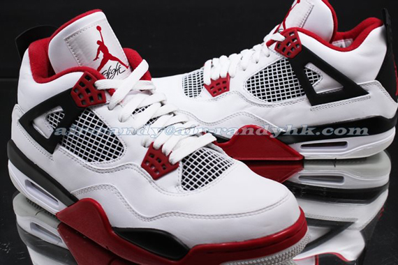 Air Jordan 4 Varsity Red 1