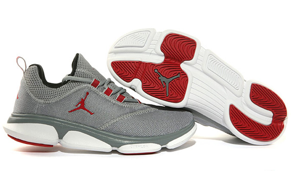 Jordan Rcvr Wolf Grey Team Red 3