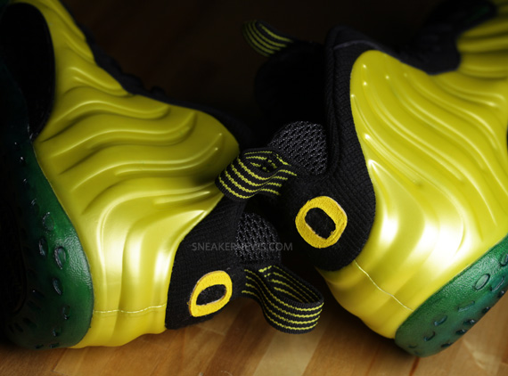 Nike Air Foamposite One Oregon Ducks Customs 1