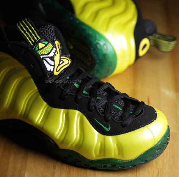 Nike Air Foamposite One Oregon Ducks Customs 5