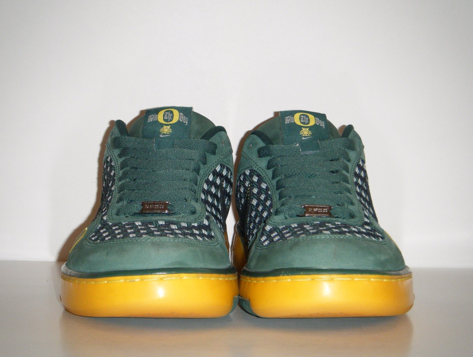 Nike Air Force 25 Low Oregon Ducks Sample 07