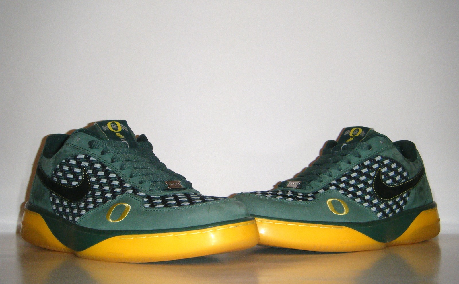 Nike Air Force 25 Low Oregon Ducks Sample 08