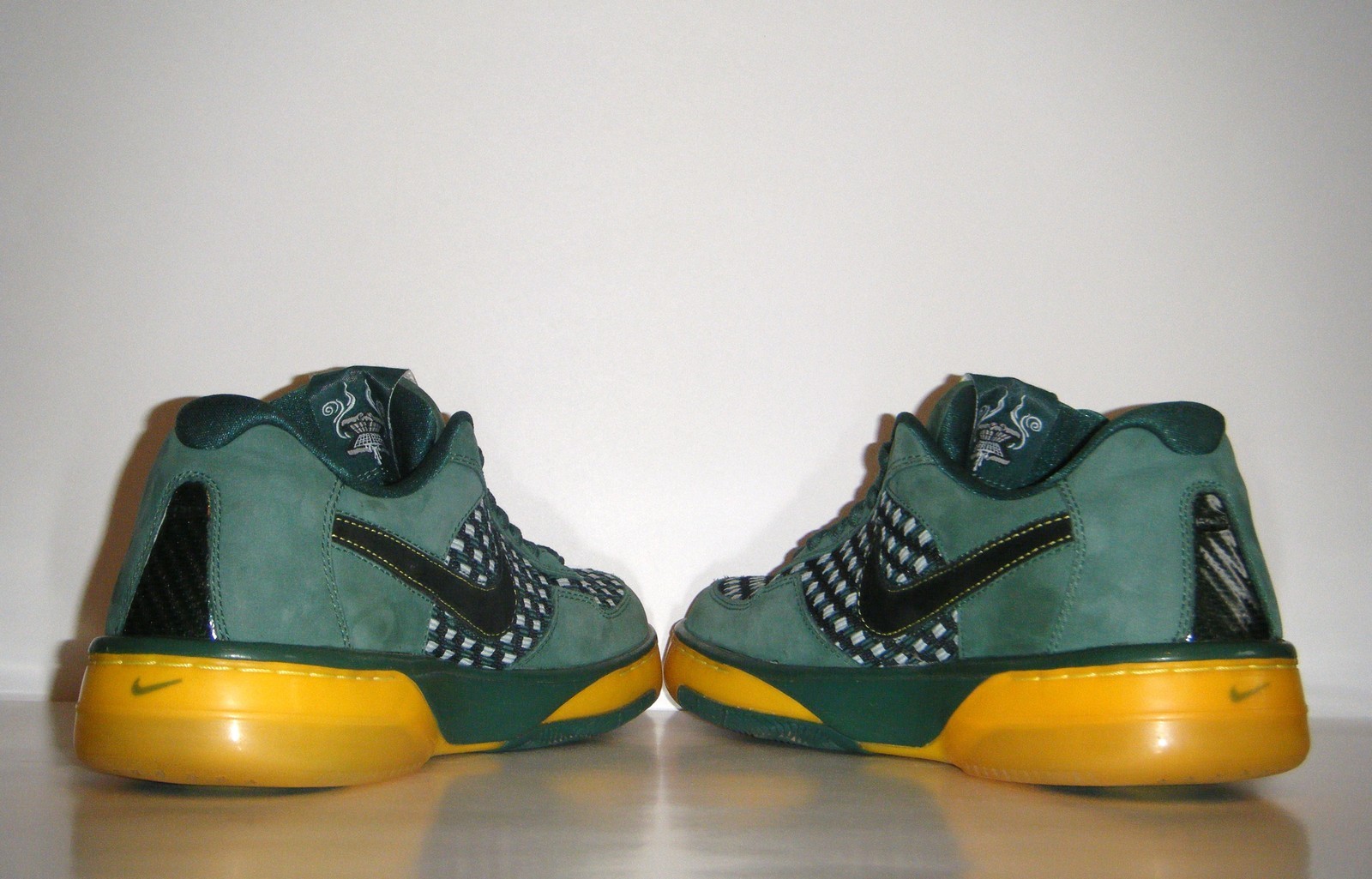 Nike Air Force 25 Low Oregon Ducks Sample 10