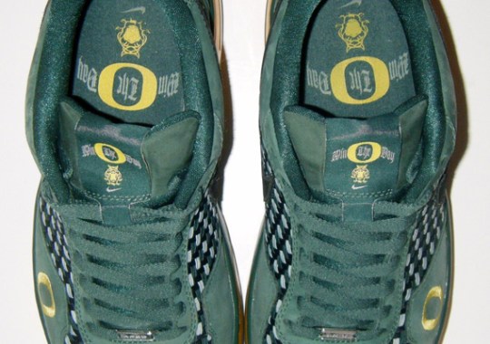 Nike Air Force 25 Low ‘Oregon Ducks’ Sample