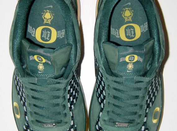 Nike Air Force 25 Low ‘Oregon Ducks’ Sample