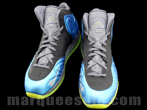 Nike Air Max Hyperposite Blue Volt 3