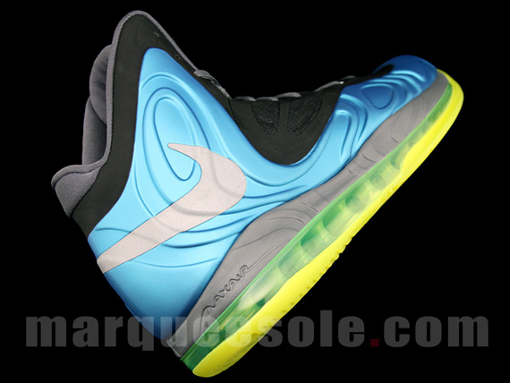 Nike Air Max Hyperposite Blue Volt 5