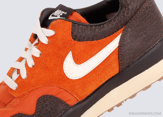 Nike Air Safari Vntg Mesa Orange 1