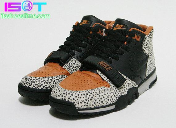 Nike Air Trainer 1 Safari Qs Detailed Images 7