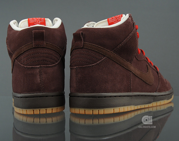 Nike Sb Dunk Beer Bottle 3