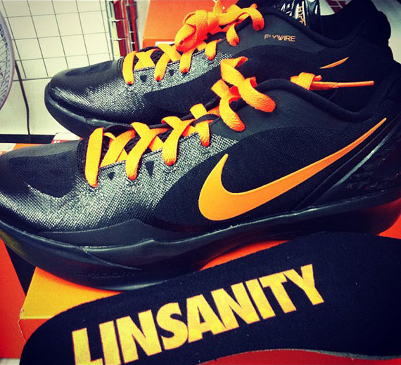 Nike Zoom Hyperdunk Low Jeremy Lin Away Pe 2