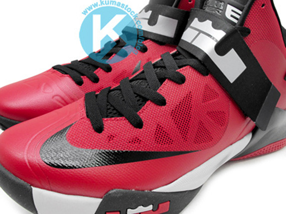 Nike Zoom Soldier Vi Red Black 1