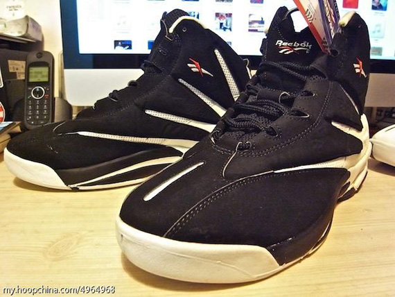 Reebok Blast Black White